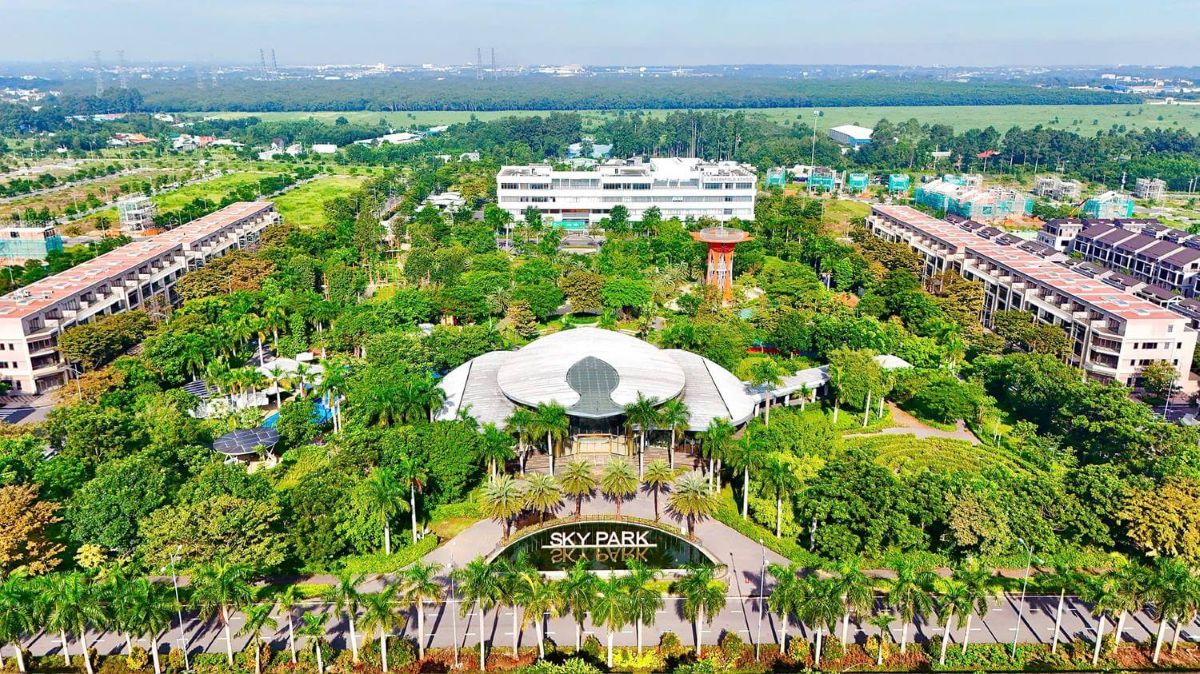 Công viên trung tâm khu đô thị Gem Sky World