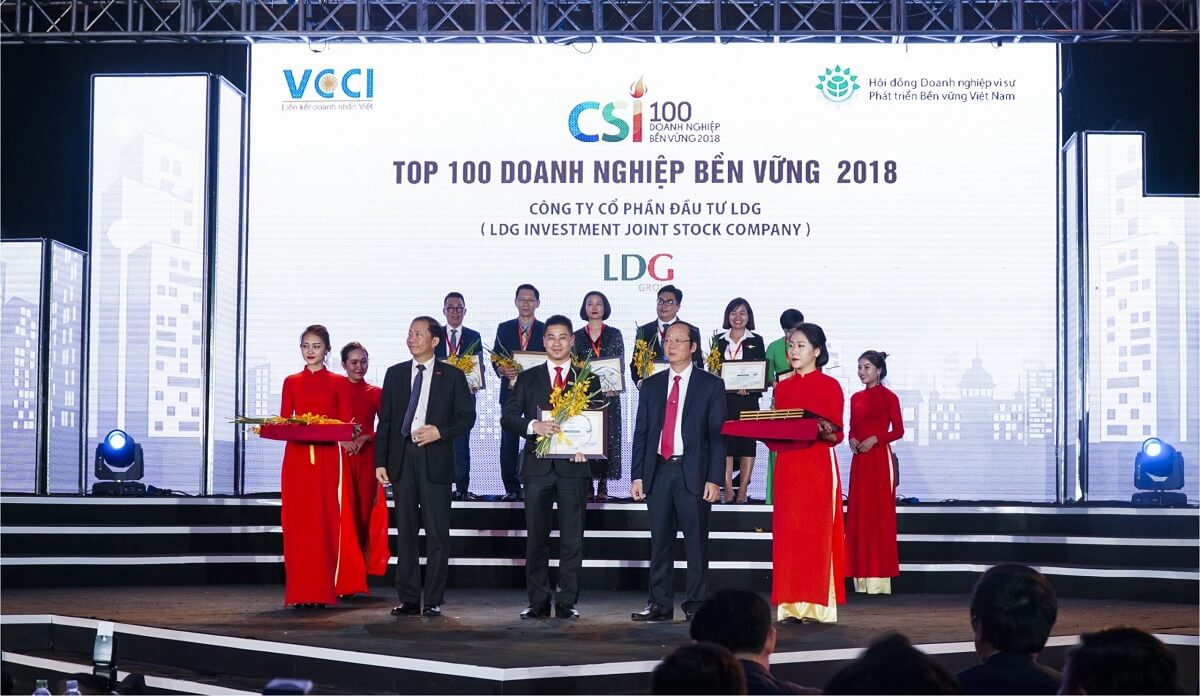 LDG Group nhận giải thưởng Top 100 doanh nghiệp bền vũng năm 2018